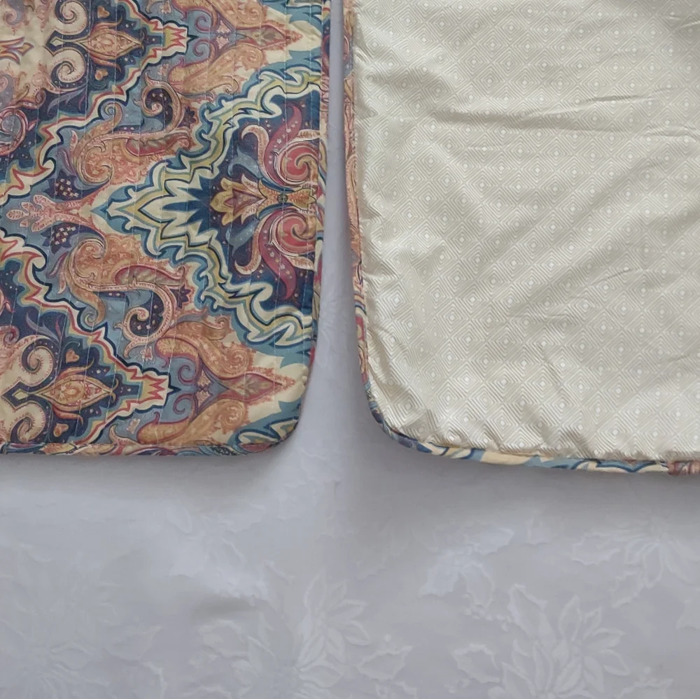 4 Piece Quilted Throw Paisley 2 Long Lumbar   Shams One Throw Pillow